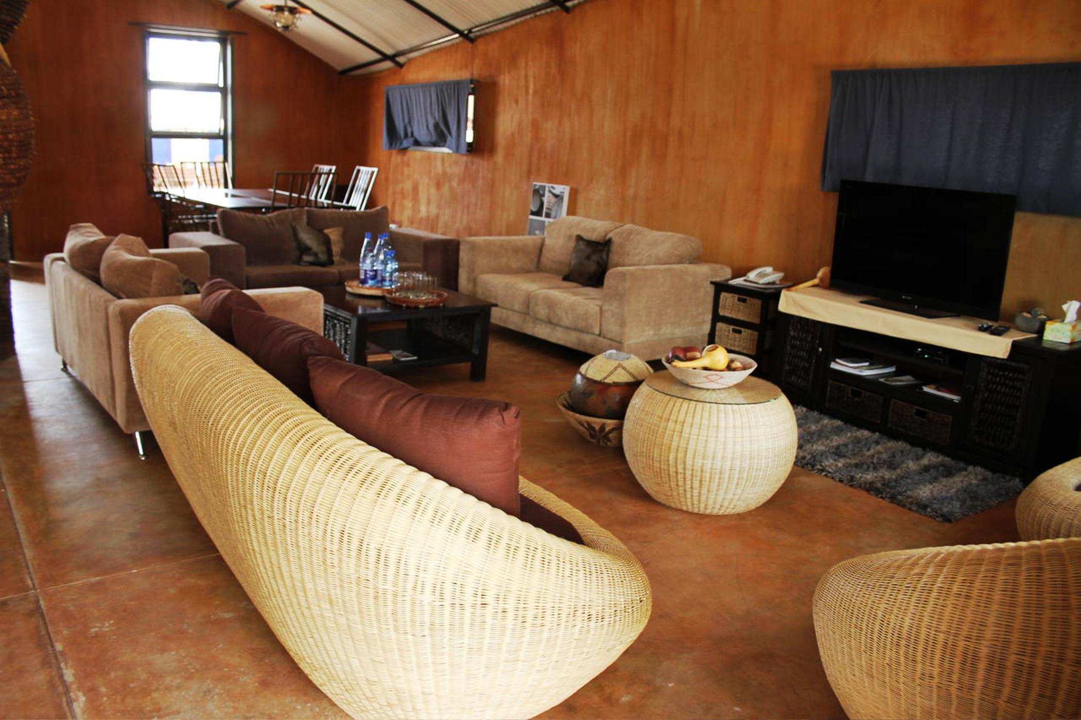 Ongula Village Homestead Lodge Ondangwa Eksteriør billede