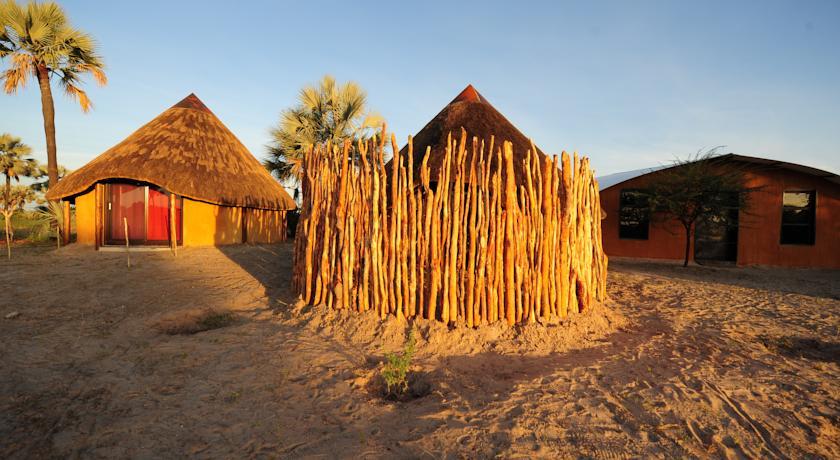 Ongula Village Homestead Lodge Ondangwa Eksteriør billede