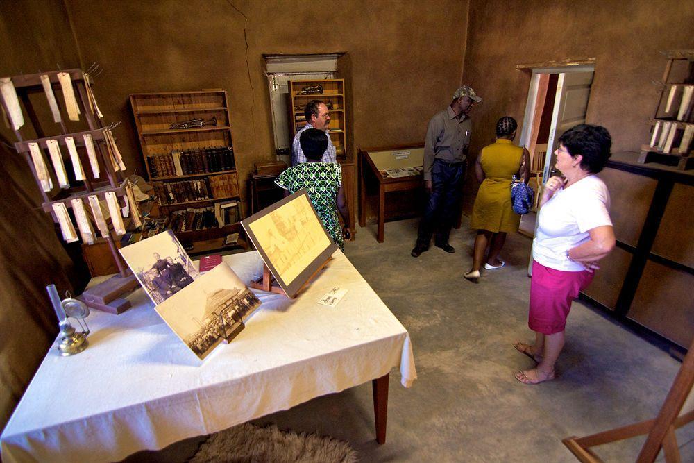Ongula Village Homestead Lodge Ondangwa Eksteriør billede